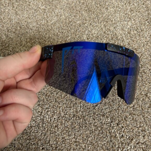 Men’s Sunglasses Adjustable With Blue and Purple Lens - Picture 5 of 8